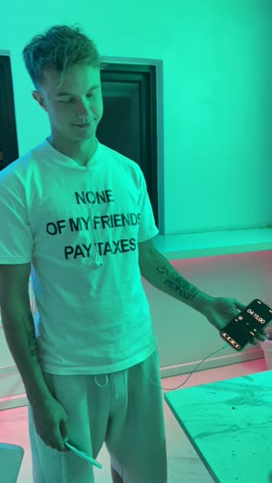 Duvachon NONE OF MY FRIENDS PAY TAXES tee, white, worn